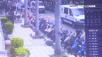 選一中商圈集合　海軍挨轟：豬隊友！