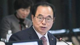 記者會上「自爆性騷女員工」！南韓釜山市長辭職下台▲。（圖／翻攝自吳巨敦臉書）