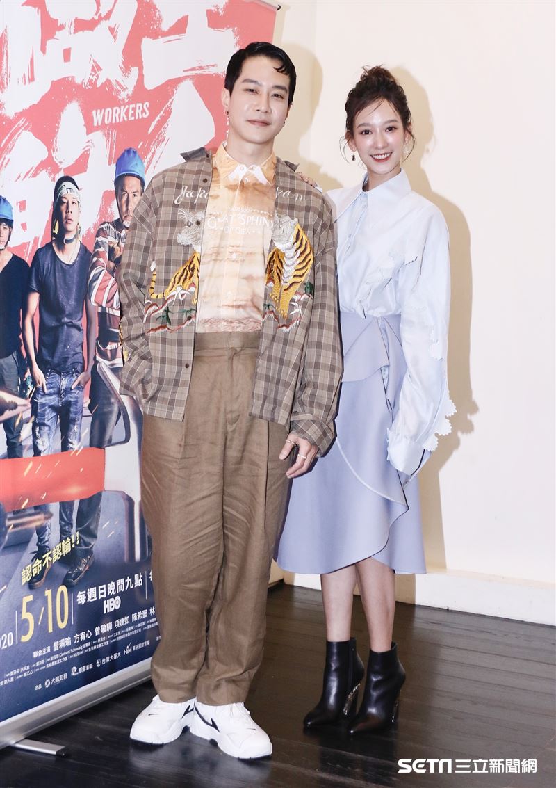 薛仕凌和孟耿如合作拍戲。（圖／記者林聖凱攝影）