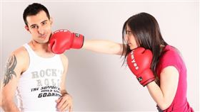 ▲還相信他嗎？伴侶對你有所隱瞞是有跡象可循的。（圖／翻攝自pixabay）