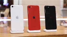 iphoneSE 第二代，4/24開賣，蘋果，蘋果門市，（圖／記者林聖凱攝影）