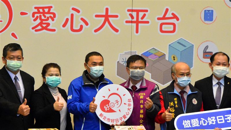 向藥師表敬意　新北糕餅業捐贈伴手禮