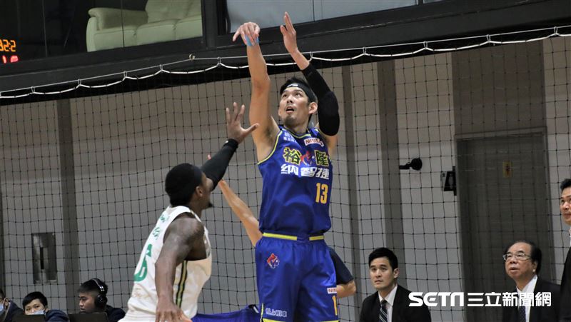 SBL／裕隆高效火力　G3半場領先