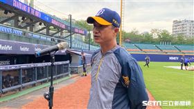 中信兄弟總教練丘昌榮。（圖／記者王怡翔攝影）