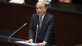 蘇貞昌立院報告紓困振興追加預算案立法院會24日邀請行政院長蘇貞昌（圖）及相關部會首長列席報告「中央政府嚴重特殊傳染性肺炎防治及紓困振興特別預算追加預算案」並備詢。中央社記者張皓安攝　109年4月24日
