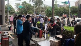 圖／記者谷庭攝，昇恆昌近農會賣產品