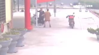 神明指示當女友　翁遭拒亂棒毆女志工