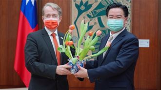 荷蘭正名「在台辦事處」耿爽又不爽了