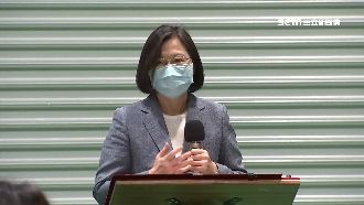 共體時艱護飯碗　蔡英文視察職訓計畫