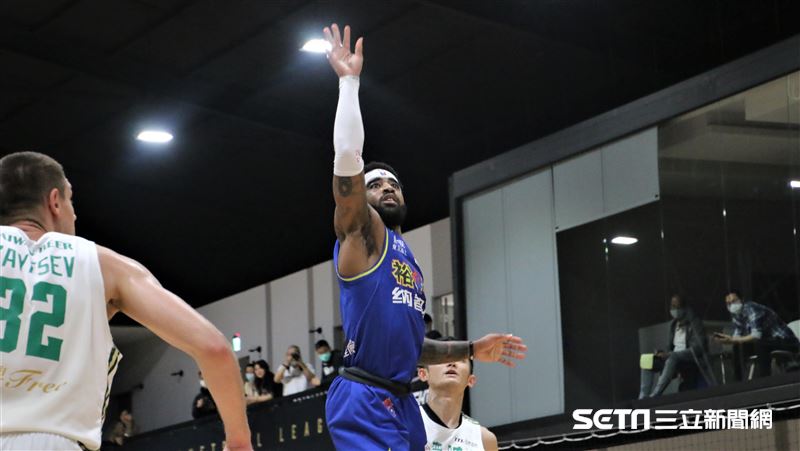 SBL／基恩半場轟24分　裕隆領先