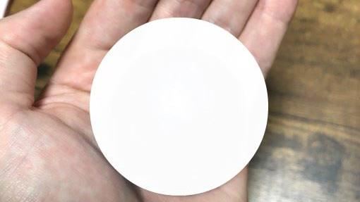 奇！隱形眼鏡不拋棄　4年變成藍寶石