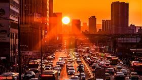 忠孝西路,懸日（圖／愛心夢提供）