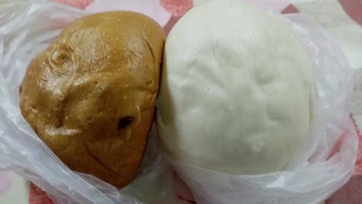 男吃饅頭度日　申請清寒見爸媽年收太震撼