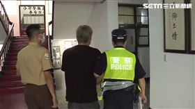 雲林鄰居凶殺案移送／翻攝畫面