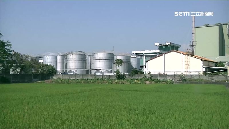 黑衣人護怪手動工　彰化上百居民抗爭