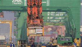 美國貿易代表署30日公布2020特別301報告，台灣未被列入優先觀察或觀察名單，強化商業機密保障受肯定，但仍被點名盜版情況嚴重。（示意圖／中央社檔案照片）