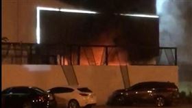 囂張匪轟槍又縱火　警攻堅摩鐵畫面曝（圖／翻攝畫面）