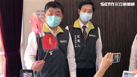 ▲台南花農送火鶴花給指揮中心（圖／花芸曦攝影）