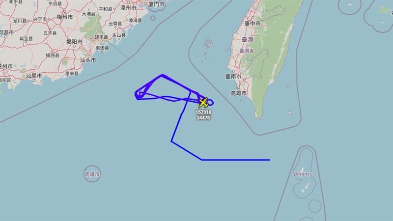 美軍機高雄外海詭異繞圈　網驚曝原因