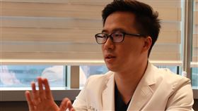 醫師王樹偉（圖／翻攝自王樹偉醫師臉書）