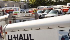 ▲紐約市一家殯儀館飄出屍臭味，被發現將數具遺體存放在沒有冷凍設備的倉儲公司U-Haul貨車內。（示意圖／翻攝自Flickr）