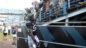 ▲NFL美洲虎線衛史密斯（Telvin Smith）被控和未成年者發生非法性行為遭逮。（圖／美聯社／達志影像）