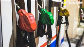 加油站,中油,降價,漲價,石油,無鉛,95,92,98,柴油,中東,浮動油價 (林敬旻攝)