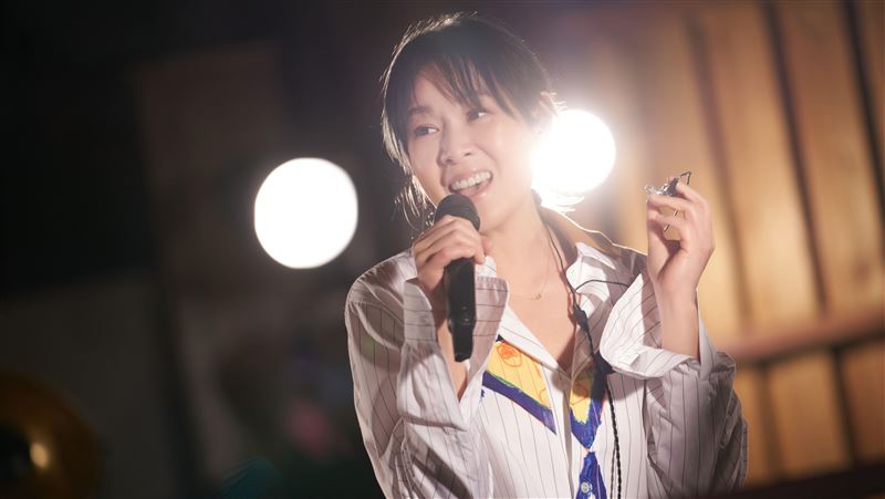49歲劉若英曝近況　上億人為她淚崩