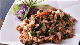 打拋肉,打拋頁
圖／截自阿杜皇家泰式料理-明誠店臉書粉專