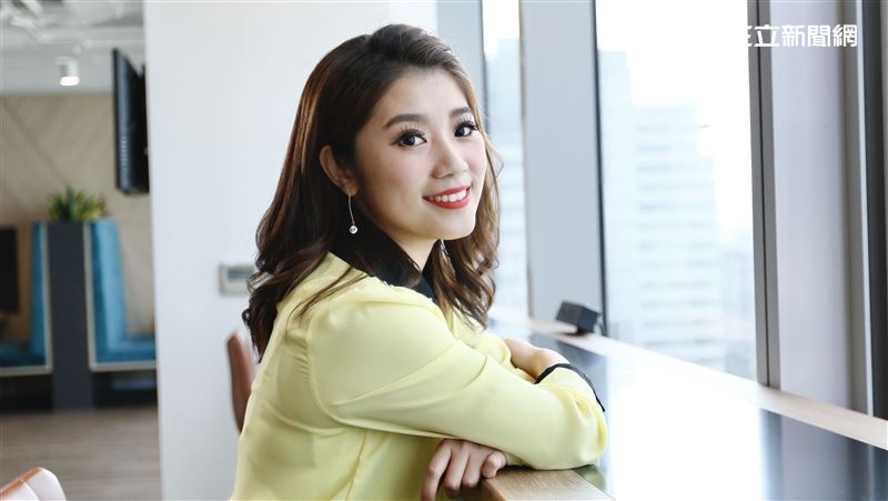 獨／女主播驚變香腸眼　癢腫又起水泡