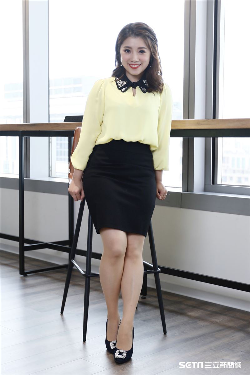 主播葉芷娟近日暫離主播台，轉戰網路股市直播節目「股市小葉問」主持人。（圖／記者林聖凱攝影）