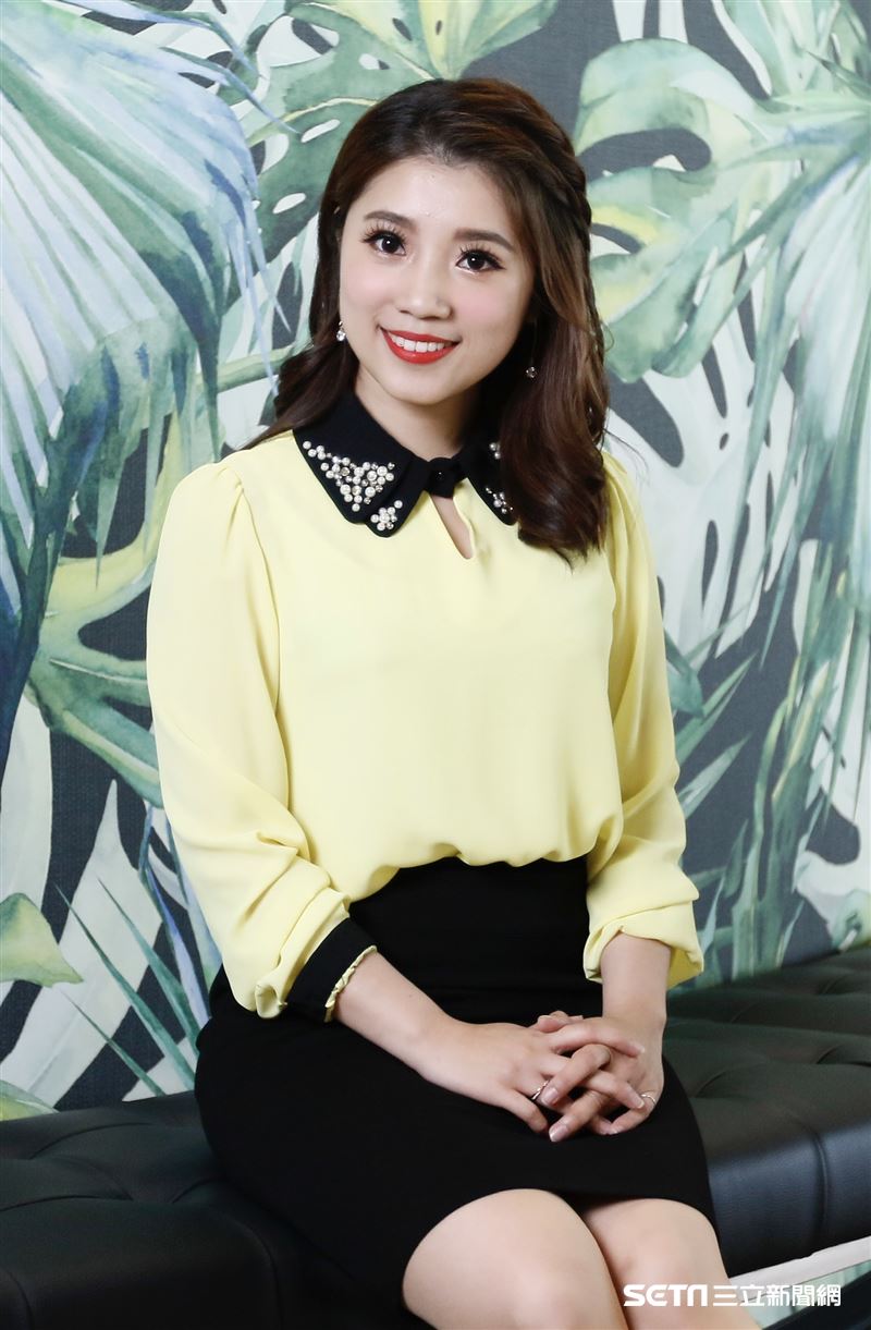 主播葉芷娟近日暫離主播台，轉戰網路股市直播節目「股市小葉問」主持人。（圖／記者林聖凱攝影）