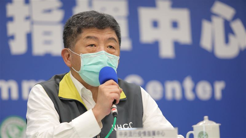 敦睦艦隊713人　二篩「傍晚出爐」