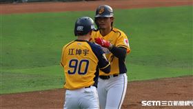▲中信兄弟張志豪擊出全壘打。（圖／記者劉彥池攝影）