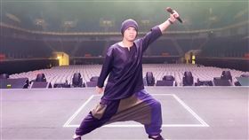 馬來西亞宣佈復工，黃明志推出新歌《OK LAH》。（圖／亞洲通文創提供）