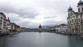 TripPlus／ 琉森宜必思尚品酒店標準雙床房