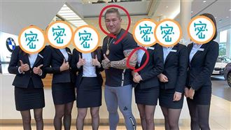 館長1尬6黑絲妹「多人運動」曝喜訊