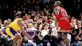Kobe Bryant與Michael Jordan。（圖／翻攝自NBA官方推特）