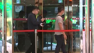 獨／星聚點爆裁員　資遣費分期付款