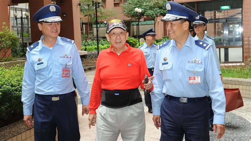 曾擊落共軍2架米格機　歐陽漪棻病逝