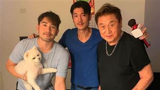 去年高以翔幫慶生　他：最溫暖的生日