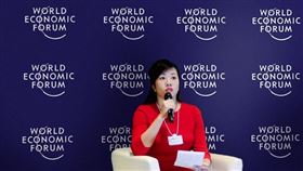 ▲傳柯文哲親自拜訪新光公主吳欣盈，列民眾黨不分區（圖／翻攝吳欣盈official臉書）