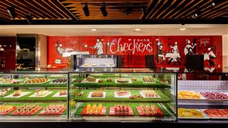 1折爽吃飯店Buffet爐烤牛排、牛肉湯！
