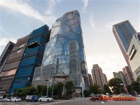 商辦報告！看見台中七期商辦潛力，多家金控、壽險早已部署中台灣企業總部（圖／高力國際）