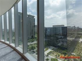 商用不動產上半年投資步調被疫情打亂，下半年著眼三項熱點，倉儲、資訊中心可提前部署（圖／高力國際）