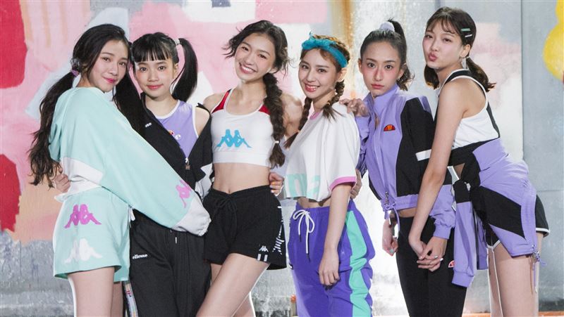 全新女團正式出道！形容宣傳期像追星