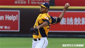 ▲中信兄弟投手羅傑斯。（圖／記者劉彥池攝影）
