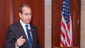 美國眾議院「國會台灣連線」主席狄亞士巴拉特（圖）6日致函國務卿蓬佩奧表示，若世衛過去就歡迎台灣參與，國際會更早對疫情有警覺。（圖取自推特）