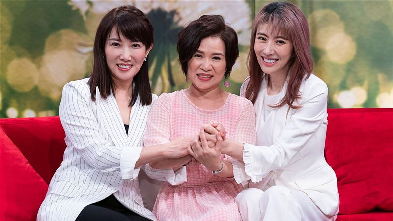 2歲女兒罹血癌　美女主播新聞淚崩