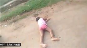 LG化工廠「苯乙烯」外洩！頭痛嘔吐橫躺路邊…8死5千傷（圖／翻攝自@AyanPawanist_推特）